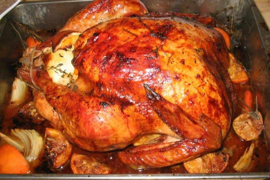 Stuffed roast turkey (with rice)