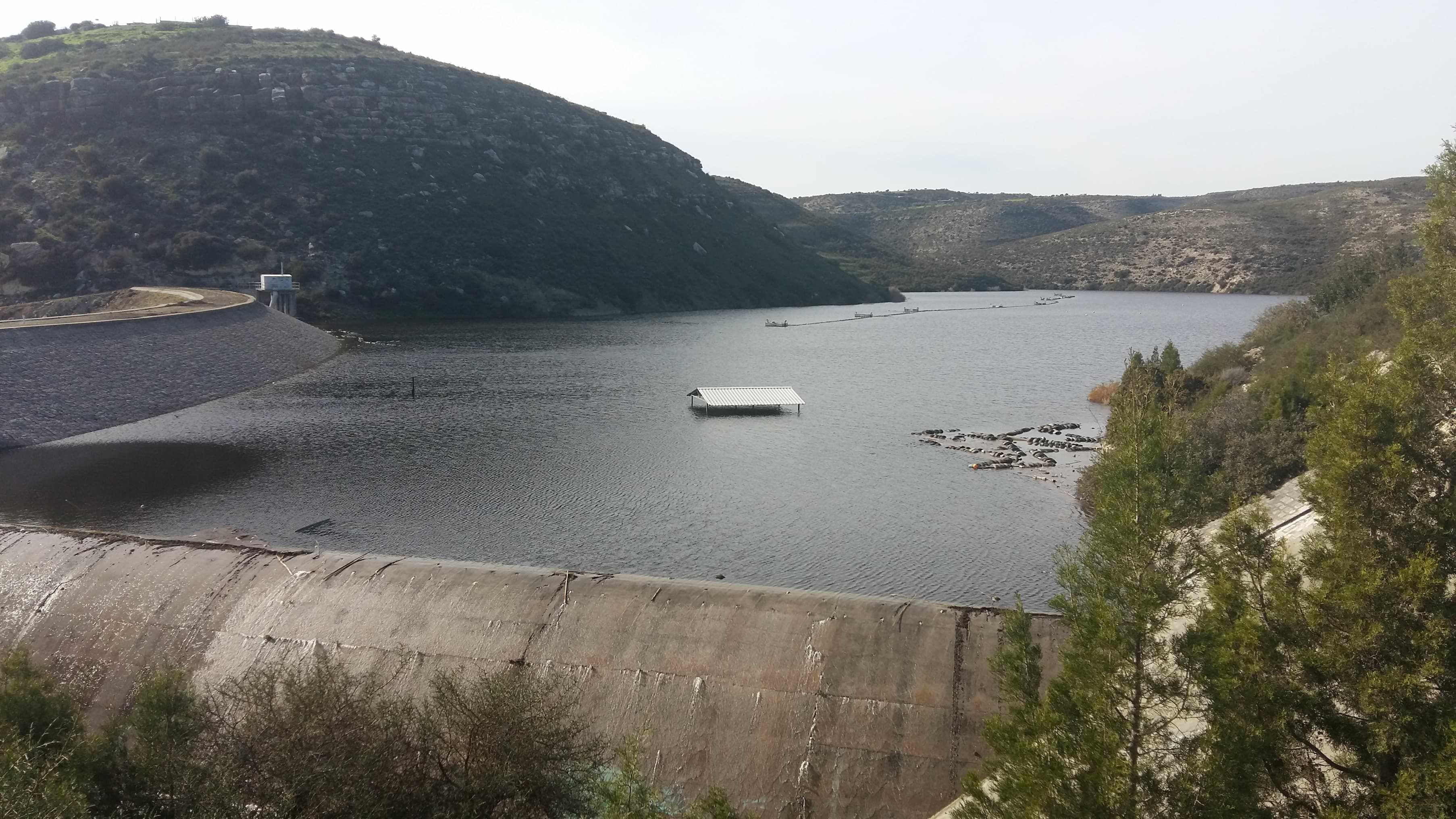 The Polemidia Dam has overflowed (VIDEO)