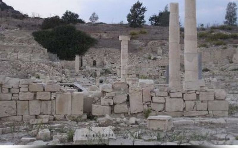 Место археологических раскопок Аматус