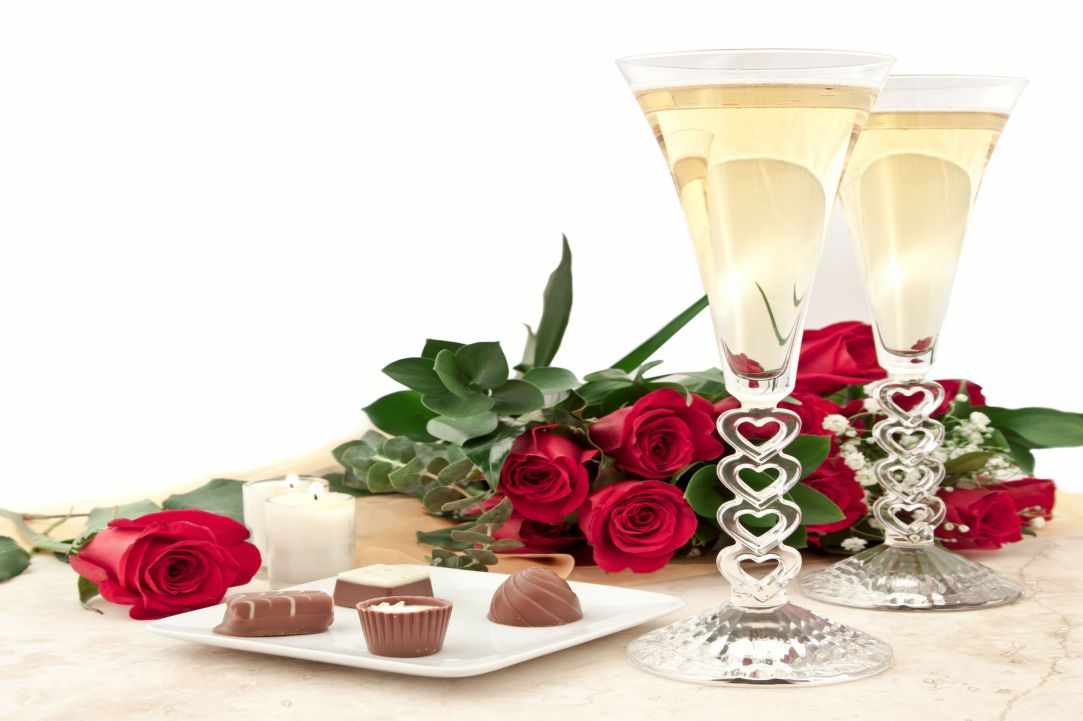 Chocolate-Roses-And-Champagne