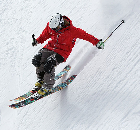 SkiingThingsToDo.jpg
