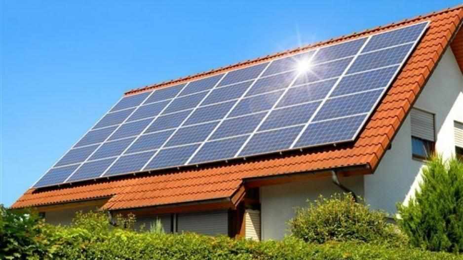 Όλα όσα πρέπει να γνωρίζετε για το νέο Σχέδιο χορηγιών για φωτοβολταϊκά και θερμομόνωση οροφής