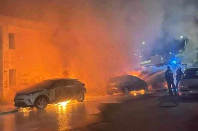 Φωτιά σε οχήματα κοντά στο Τσίρειο στάδιο