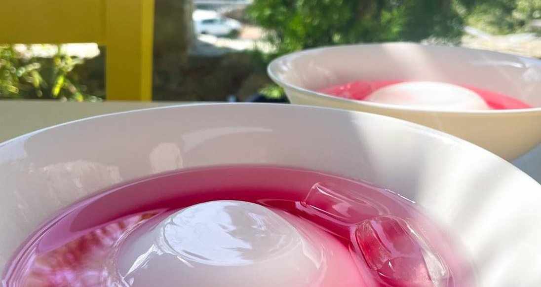 Δροσερό μαχαλεπί και brunch, στο καφενείο του χωριού