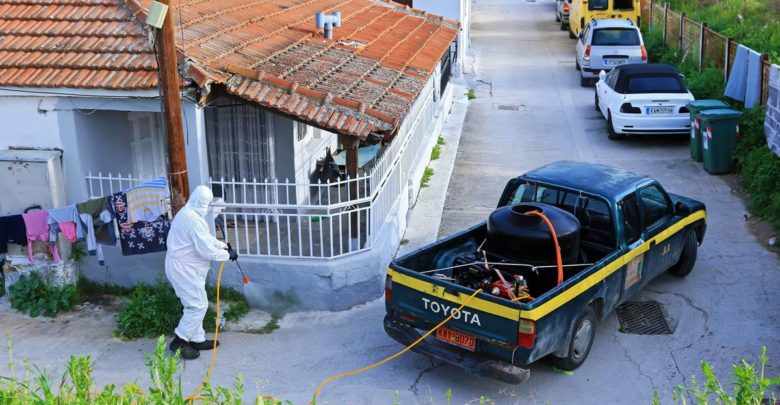 Οι Ρομά στη Λάρισα έστησαν τρικούβερτο γλέντι
