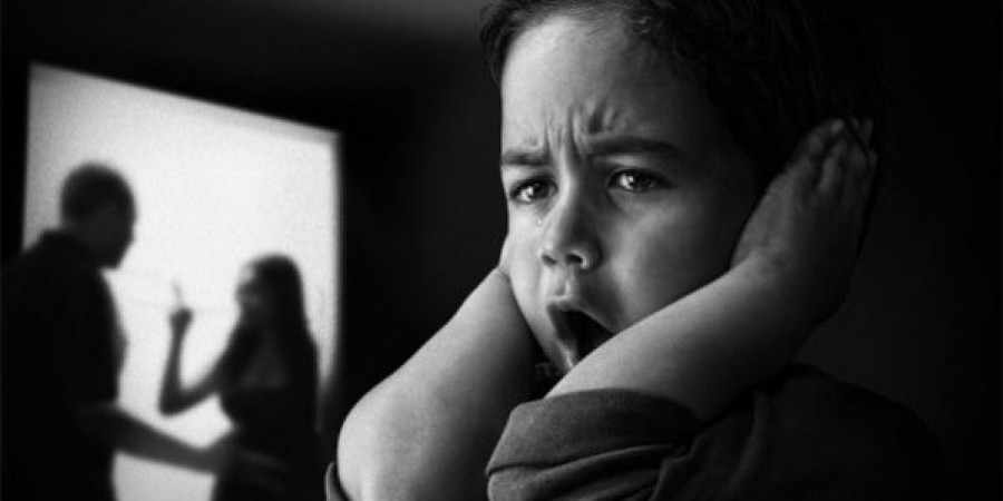 700 καταγγελίες για βία στην οικογένεια