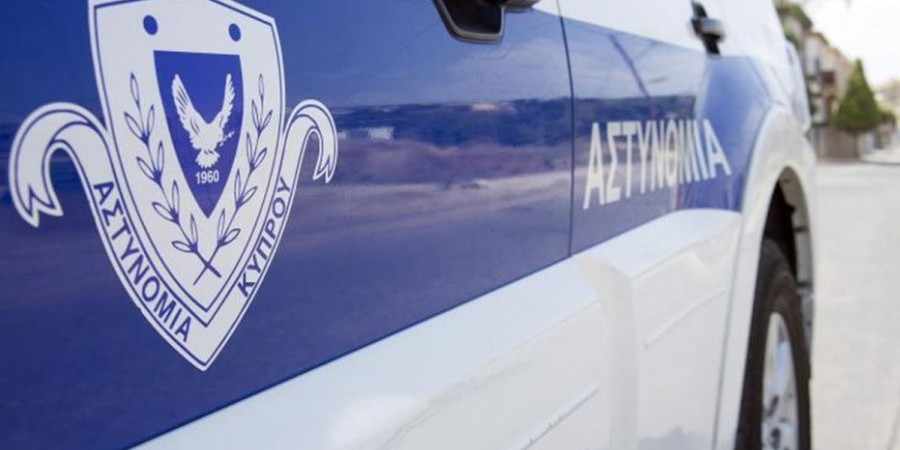 Μπήκε σε υπεραγορά και άρπαξε ποτά