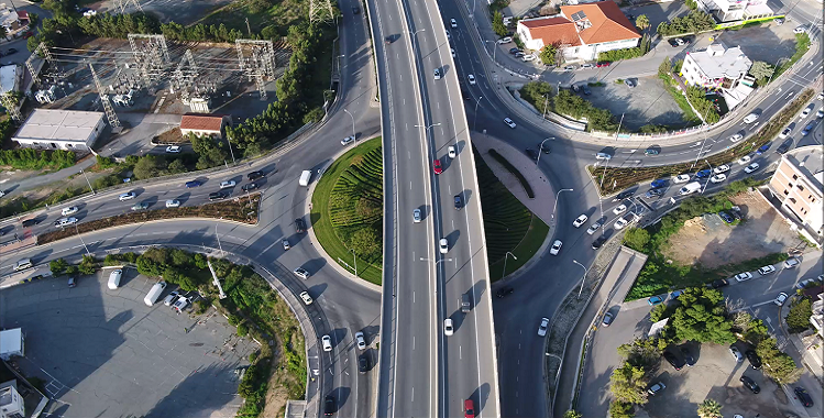 Εξυπνα φώτα τροχαίας στον κόμβο Αγίας Φύλας