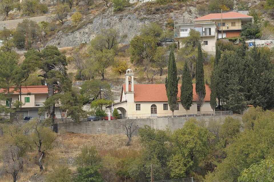 Η Εκκλησιά του Αγίου Γεωργίου στα Χανδριά 