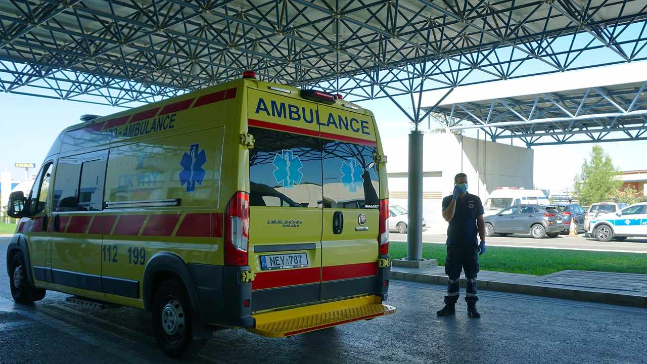 Πεζός παρασύρθηκε από όχημα στη Λευκωσία