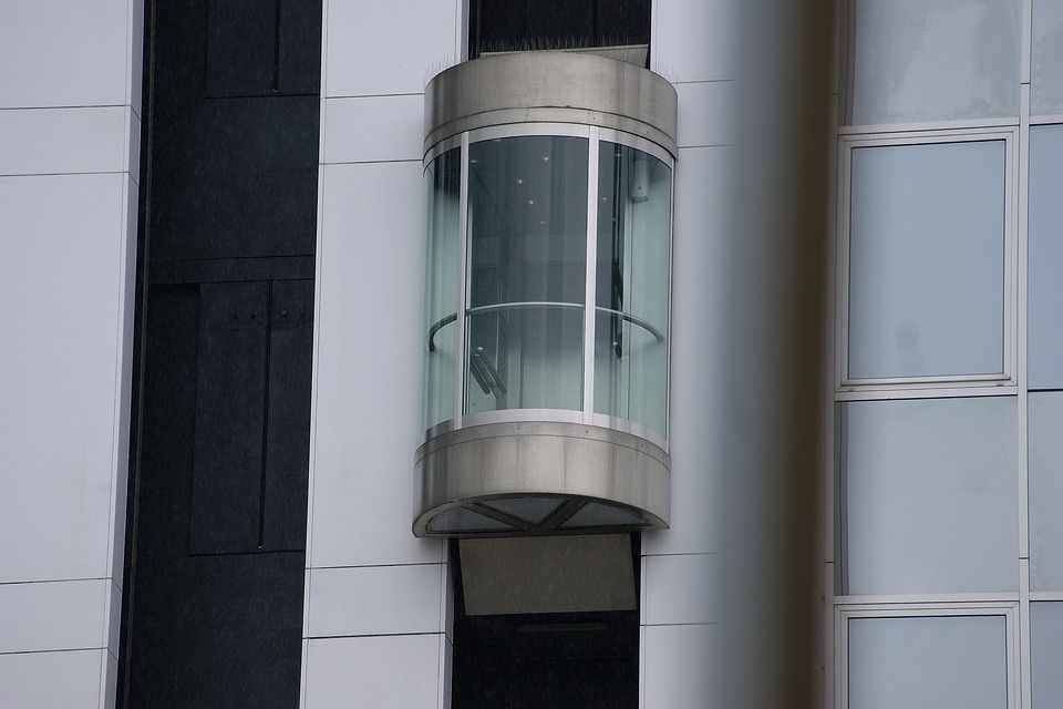 «Ασανσέρ Για Δολοφόνους» Ένα Αστυνομικό Θρίλερ που θα καθηλώσει