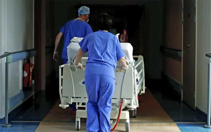 Απεβίωσε ασθενής