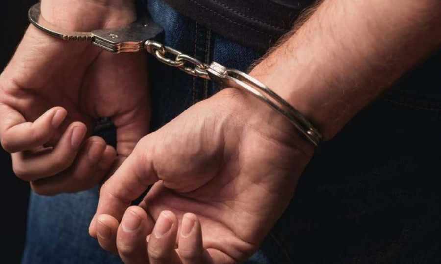 Στα χέρια την αστυνομίας ο 34χρονος που παρίστανε τον γιατρό