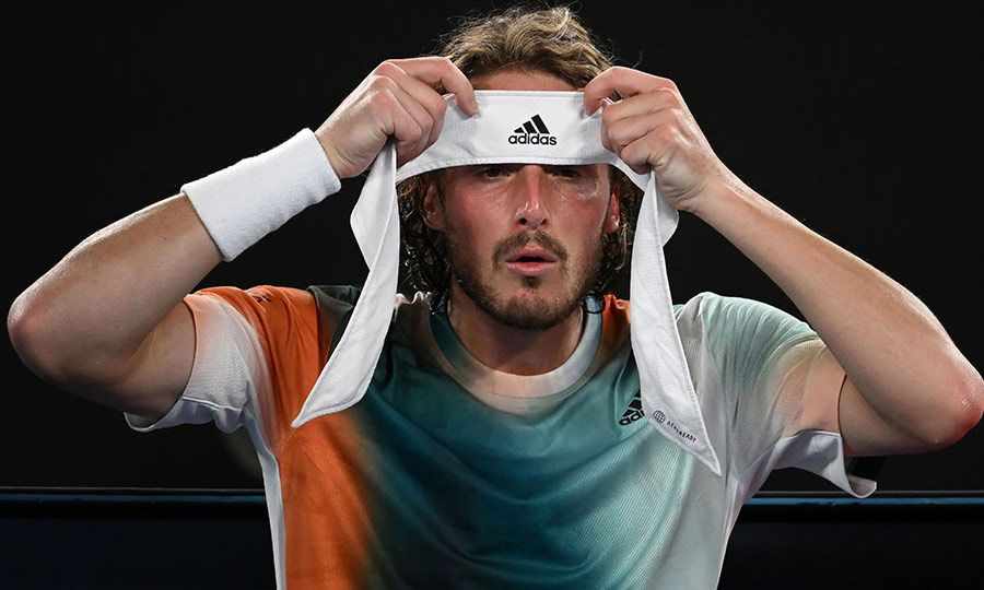 Τσιτσιπάς: Σάλος στα social media με τα δέντρα για τους αστέγους