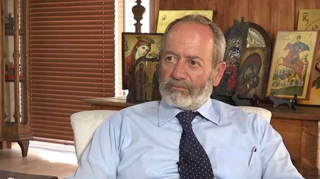 Ματσάκης: «Μπορεί να έχεις ήπια συμπτώματα τη μια μέρα και να πεθάνεις την επόμενη