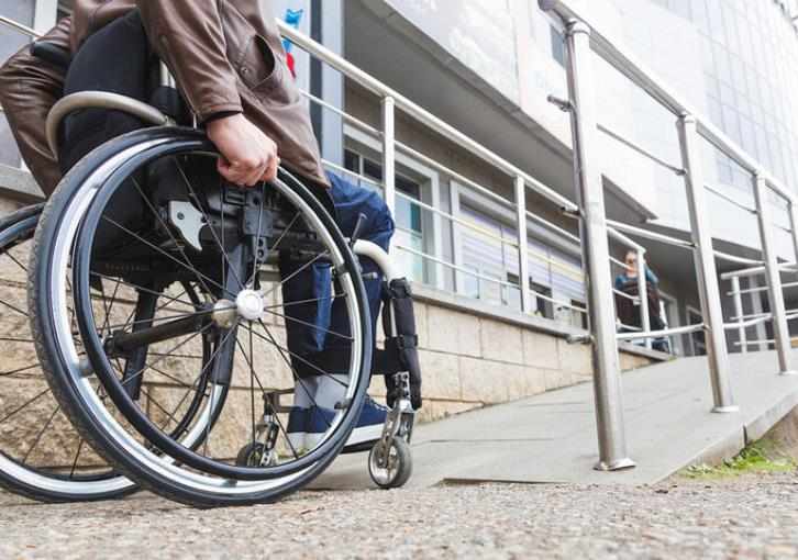 Ασθενής ΑμεΑ πήγαινε σε άλλο όροφο για να βρει τουαλέτα