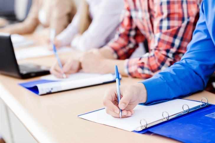 Έκτακτη συνεδρία για εξετάσεις τετραμήνων με Υπουργό Παιδείας