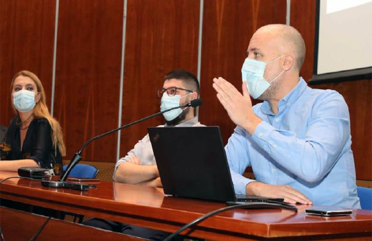 Αναλύουν την επιδημιολογική εικόνα οι επιστήμονες