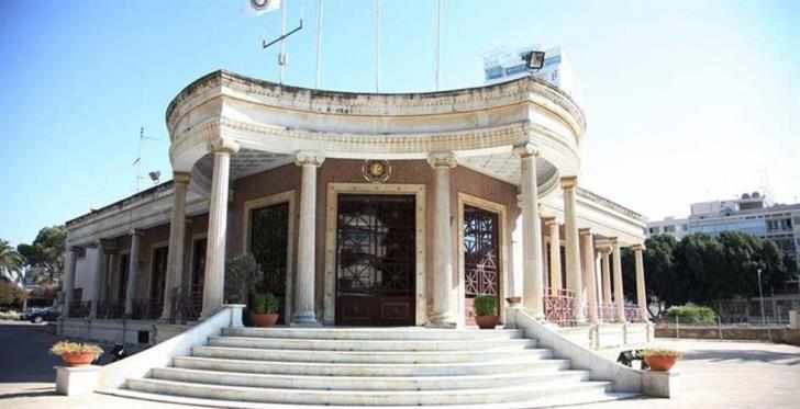 Στα χρώματα της Ουκρανίας το Παλιό Δημαρχείο Λευκωσίας την 9η Μαϊου