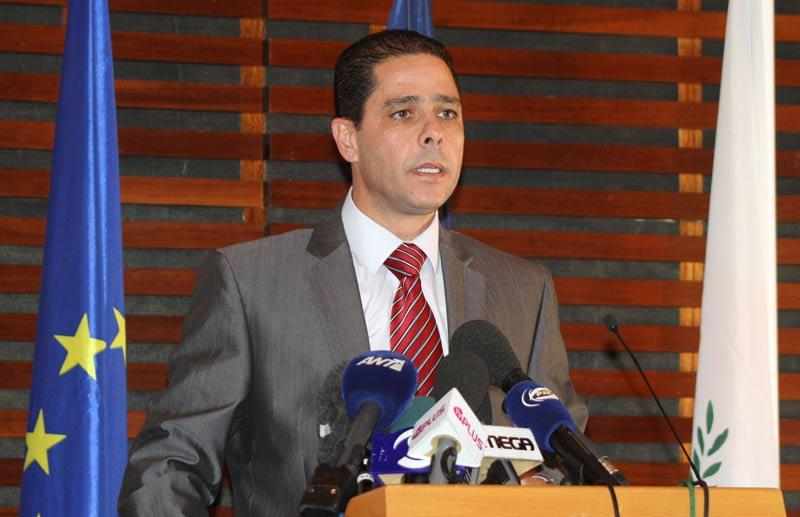 Φεύγει από ΥΚΑΝ και πάει Λιμενική ο Κατσουνωτός