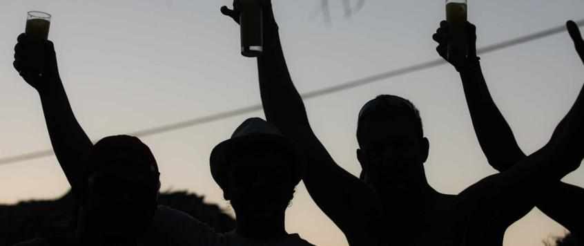 Μαθητές έσπασαν την καραντίνα στα Λατσιά