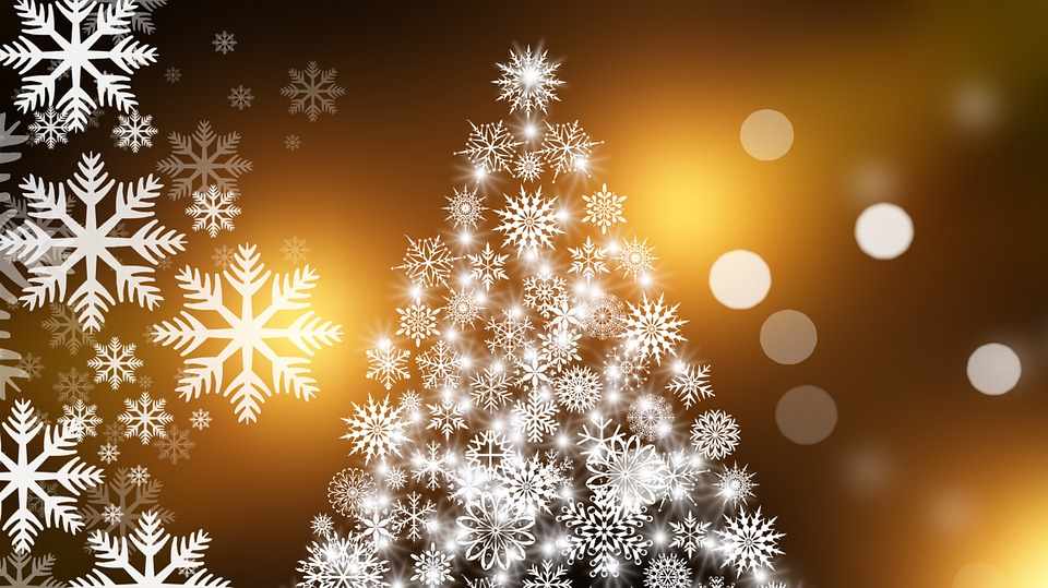 Christmas tree lighting in Chloraka 2018