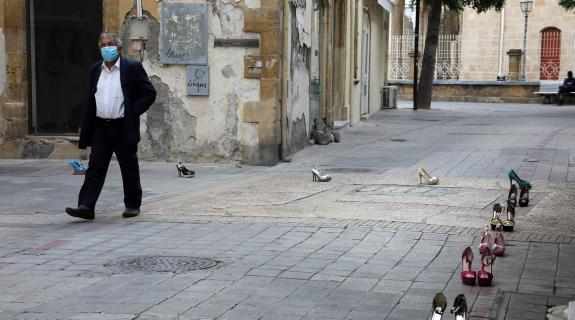Πιο αυστηρά μέτρα τα Χριστούγεννα