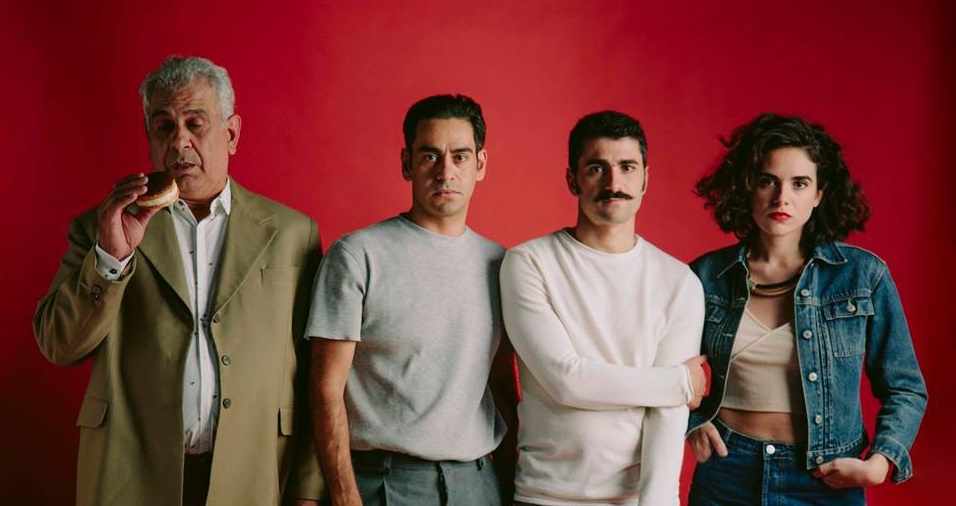 Θεατρική Κωμωδία  «Cock»