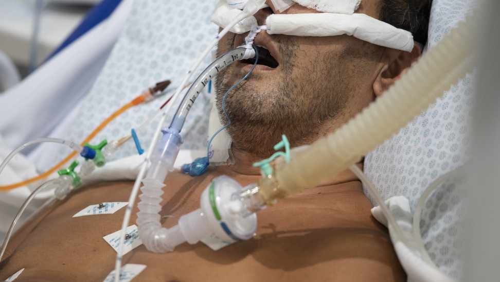 Στην Εντατική  23χρονος με κορωνοϊό