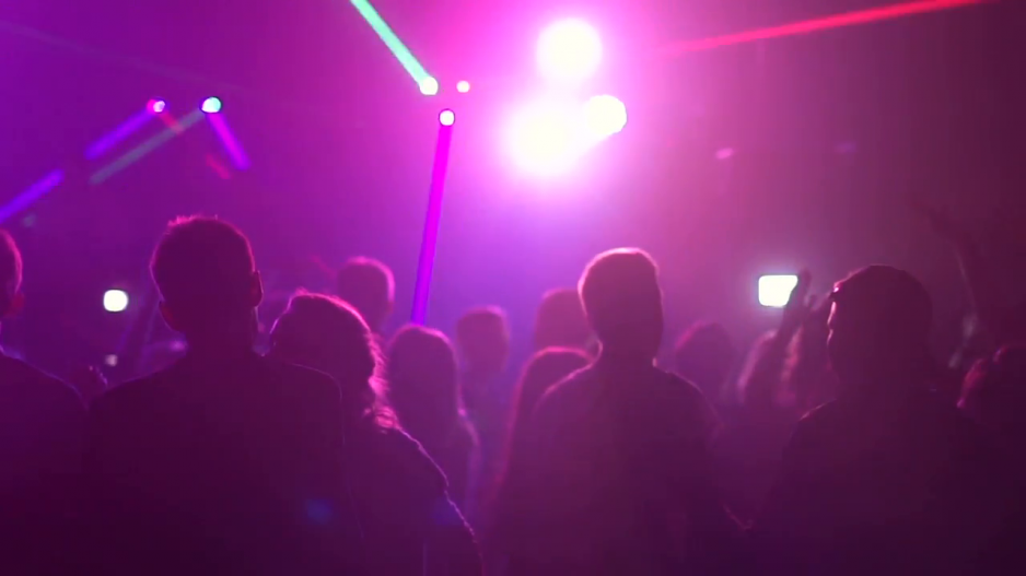 Eνώπιον δικαστηρίου ο υπεύθυνος του club που άνοιξε παράνομα