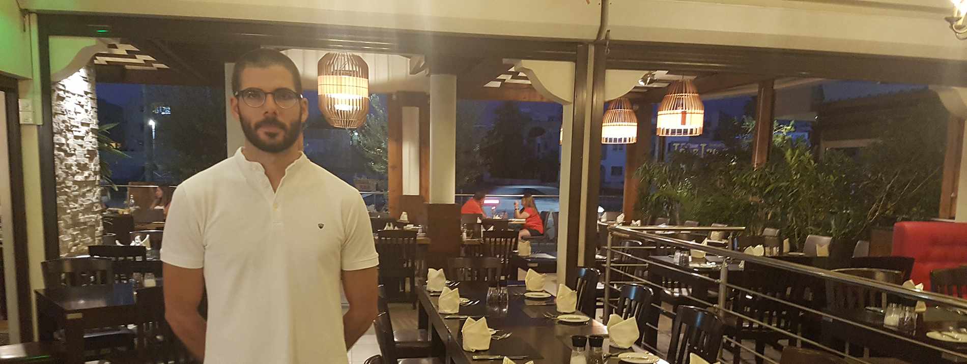 Συνέντευξη με τον διευθυντή του De Medici Restaurant στην Αγία Νάπα