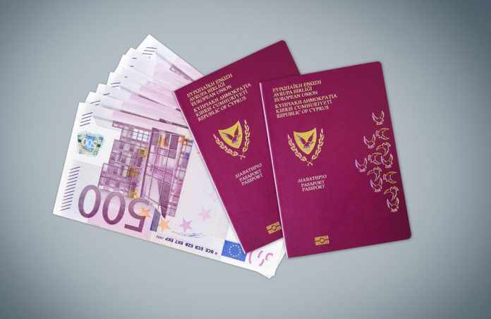 Βουλιάζει κι άλλο στη διαφθορά η Κύπρος