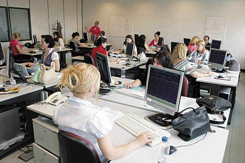 Ξεκίνησαν τα “ρουσφέτια” λόγω εκλογών