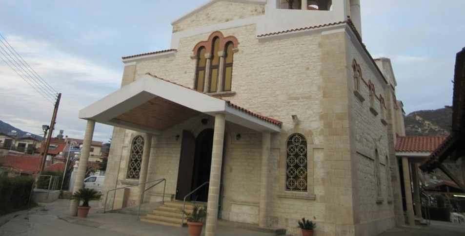 Η νεότερη Εκκλησία της Παναγίας Ελεούσας Τριμίκλινη 