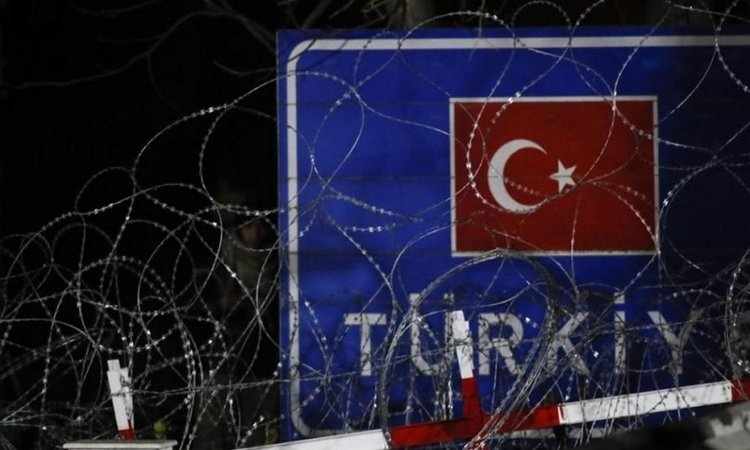Τούρκοι συνέλαβαν Έλληνα αστυνομικό και τη σύζυγό του