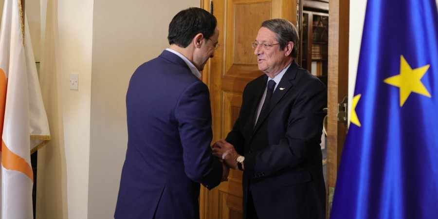 Μετά από 10 χρόνια παραδίδει τα ηνία του κράτους ο Αναστασιάδης