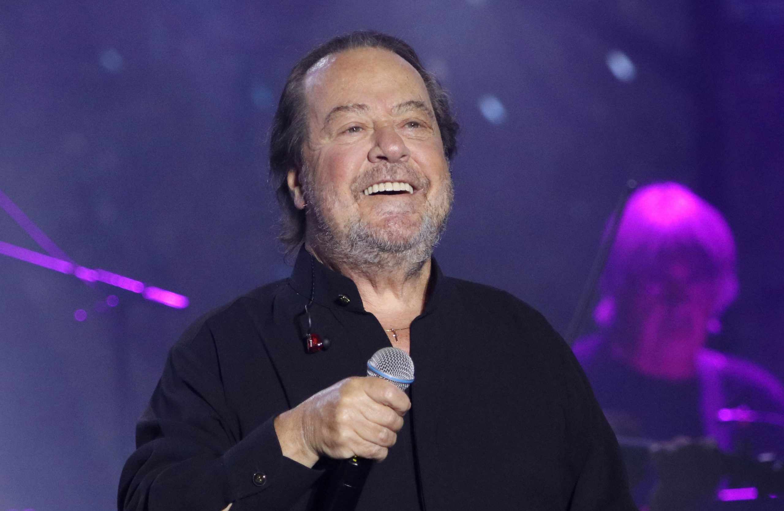 Γιάννης Πάριος: Έρχεται και αυτό το καλοκαίρι στην Κύπρο