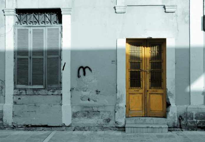 Ένα ιδιαίτερο καλλιτεχνικό γεγονός  θα λάβει χώρα στο ξενοδοχείο Αλμύρα με τίτλο “Στα κατώφλια της ζωής”!