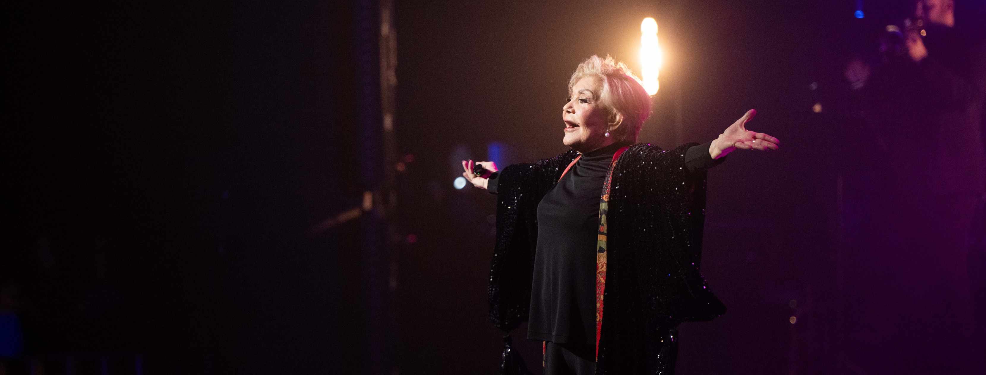 Η Μαρινέλλα έρχεται το καλοκαίρι στην Κύπρο