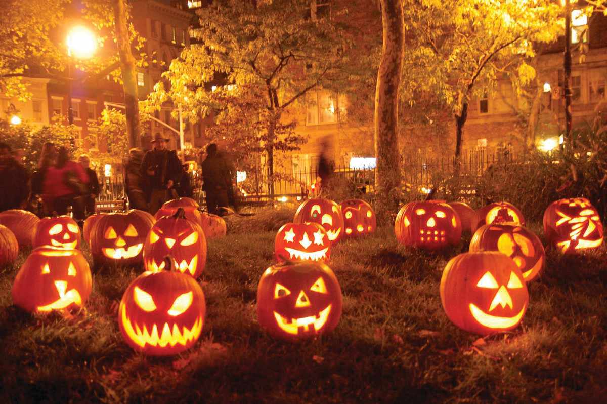 Το “Halloween” η γιορτή που προκαλεί  φρενίτιδα εορτάζεται κάθε χρόνο τη νύχτα της 31ης Οκτωβρίου