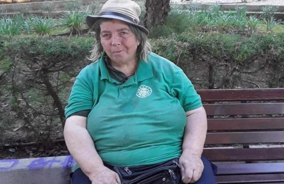 Πέθανε, ξεχασμένη από Θεό και ανθρώπους, η Αντρούλλα που σκούπιζε και καθάριζε την Λεμεσό στην βροχή και στον ήλιο