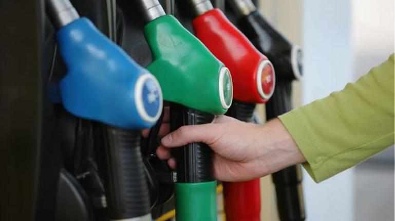 Μέχρι 10 σεντ ακριβότερα από σήμερα πετρέλαιο και βενζίνη