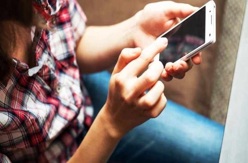 Απάτη μέσω εφαρμογών στα κινητά τηλέφωνα