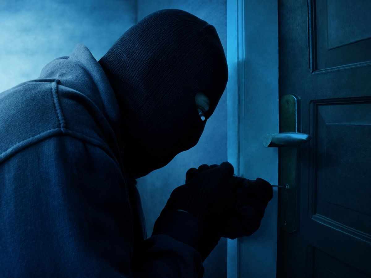 Κλέφτης άφησε σημείωμα σε σπίτι