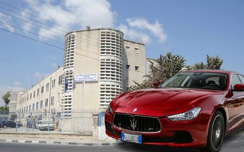 Διέρρηξαν την οικία της και έφυγαν... κύριοι με Maserati αξίας 40 χιλιάδων ευρώ