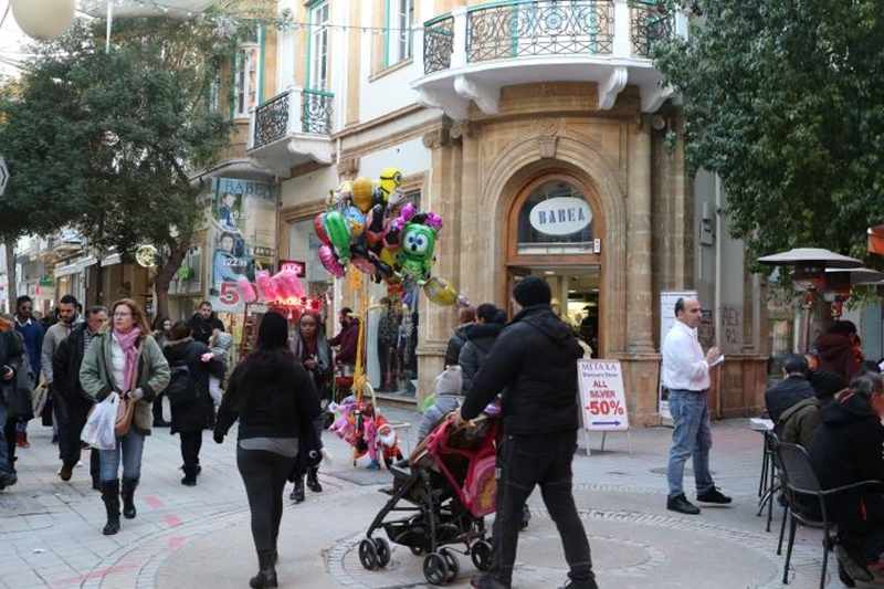 Χαμηλό ποσοστό γονιμότητας, πιο κάτω από ότι απαιτείται για αναπλήρωση πληθυσμού