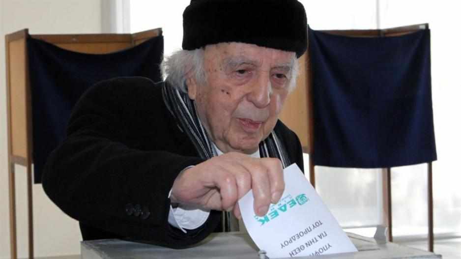 Έφυγε από τη ζωή ο Βάσος Λυσσαρίδης