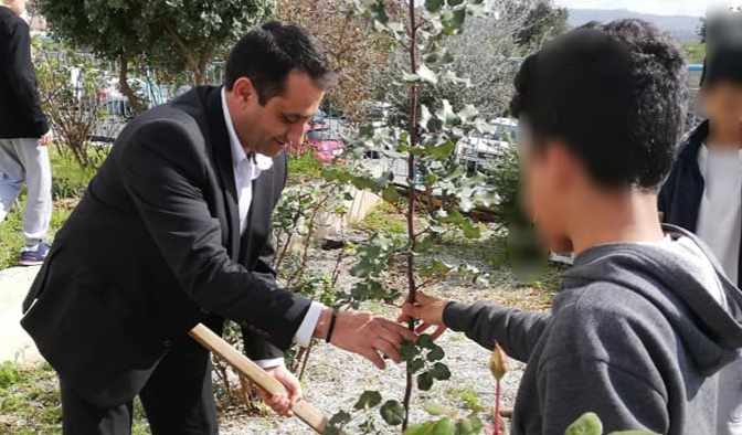 Μαθαίνουν τα παιδιά να αγαπούν το πράσινο στην Πέγεια