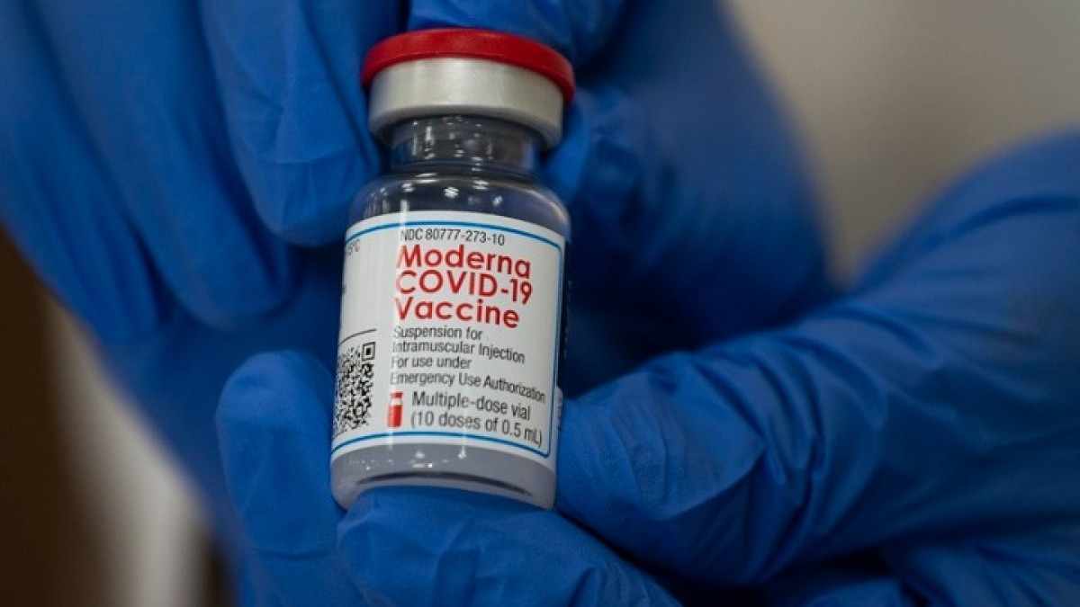 Moderna: Το εμβόλιο πιθανόν να προσφέρει προστασία έως και 2 έτη