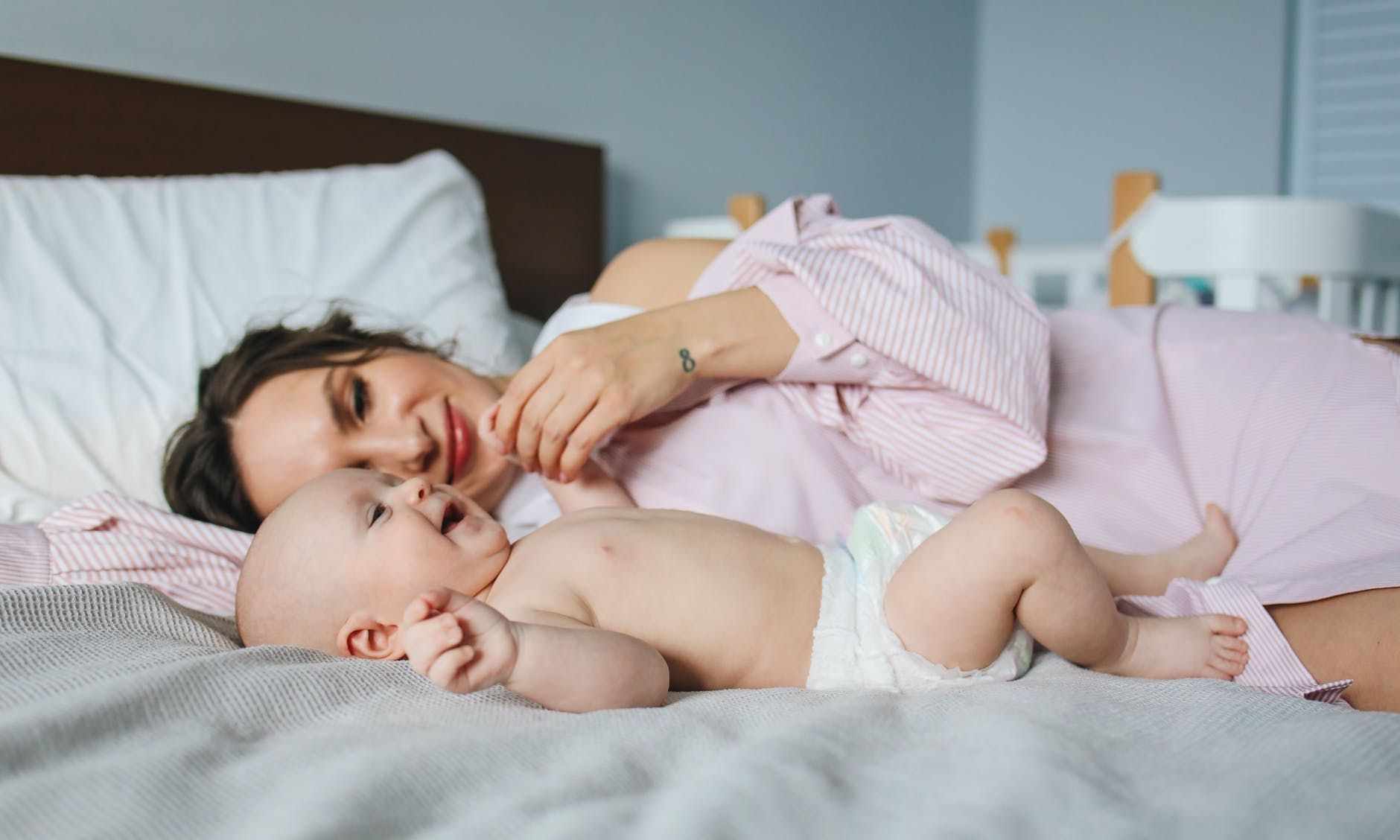 Το τραγούδι στα μωρά δεν είναι απλώς γλυκό